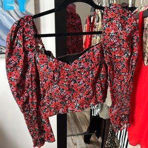 Sweetheart neckline puff sleeve blouse